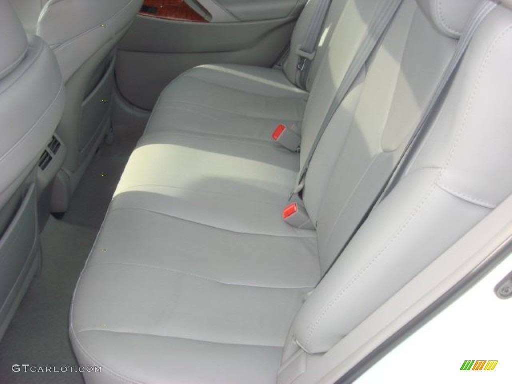 2008 Camry XLE V6 - Super White / Ash photo #12