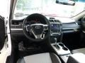Super White - Camry SE Photo No. 15