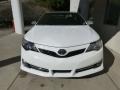 Super White - Camry SE Photo No. 6