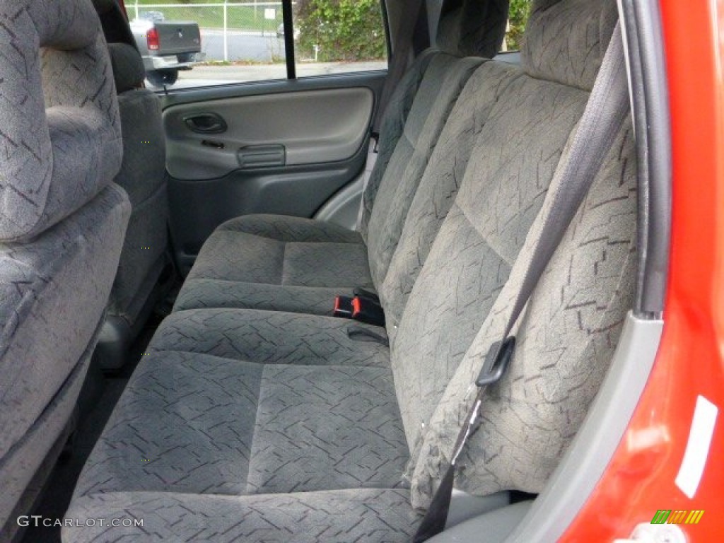 Medium Gray Interior 2004 Chevrolet Tracker ZR2 4WD Photo #71161245