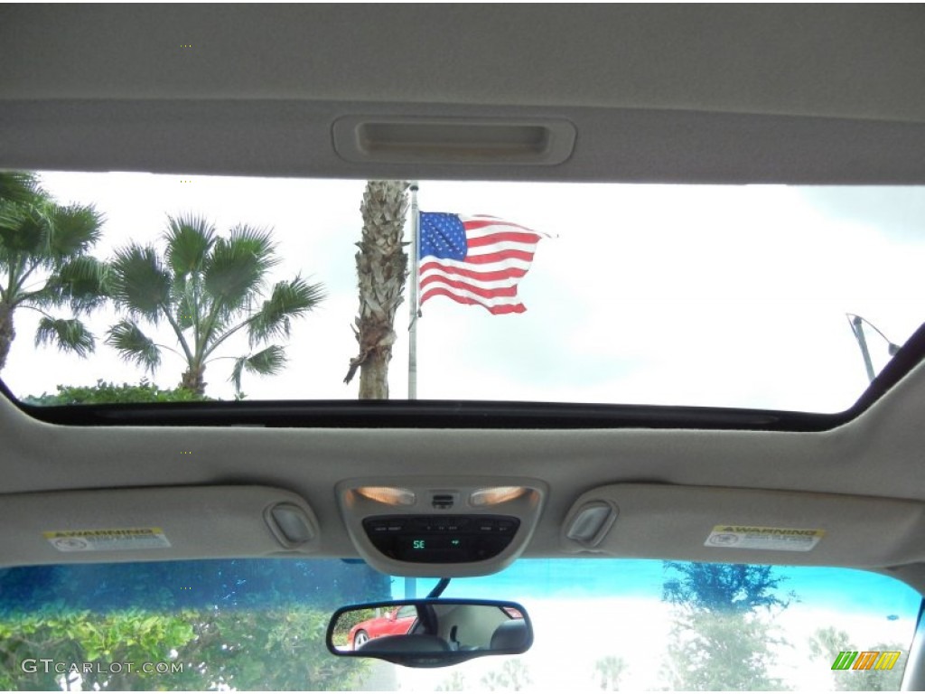 2001 Chrysler 300 M Sedan Sunroof Photos