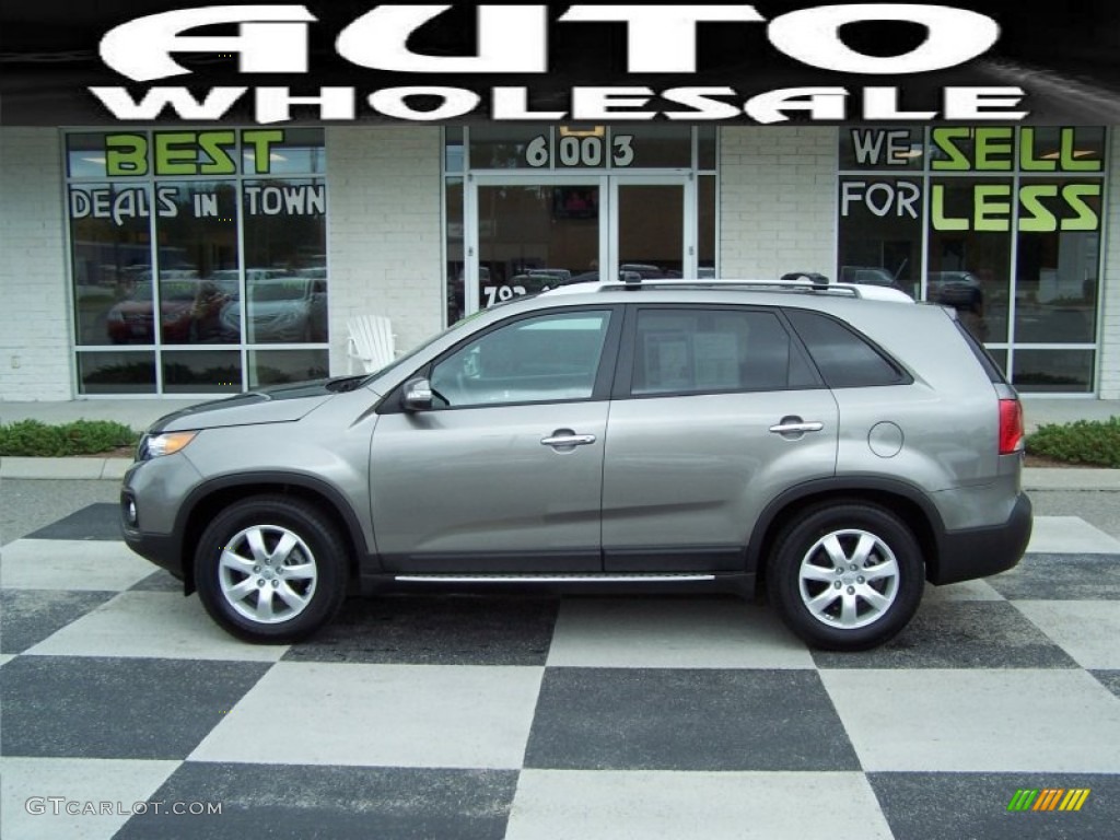 Titanium Silver Kia Sorento