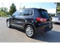 Deep Black Metallic - Tiguan SE Photo No. 3