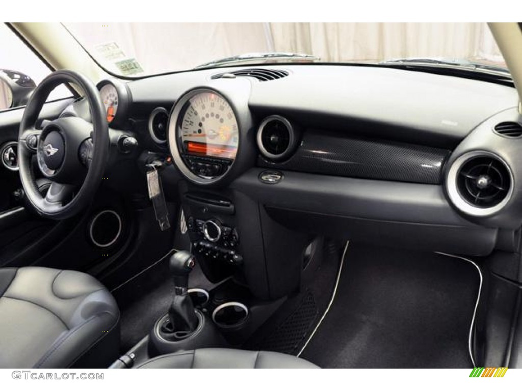 2012 Cooper S Hardtop - British Racing Green II Metallic / Carbon Black photo #23