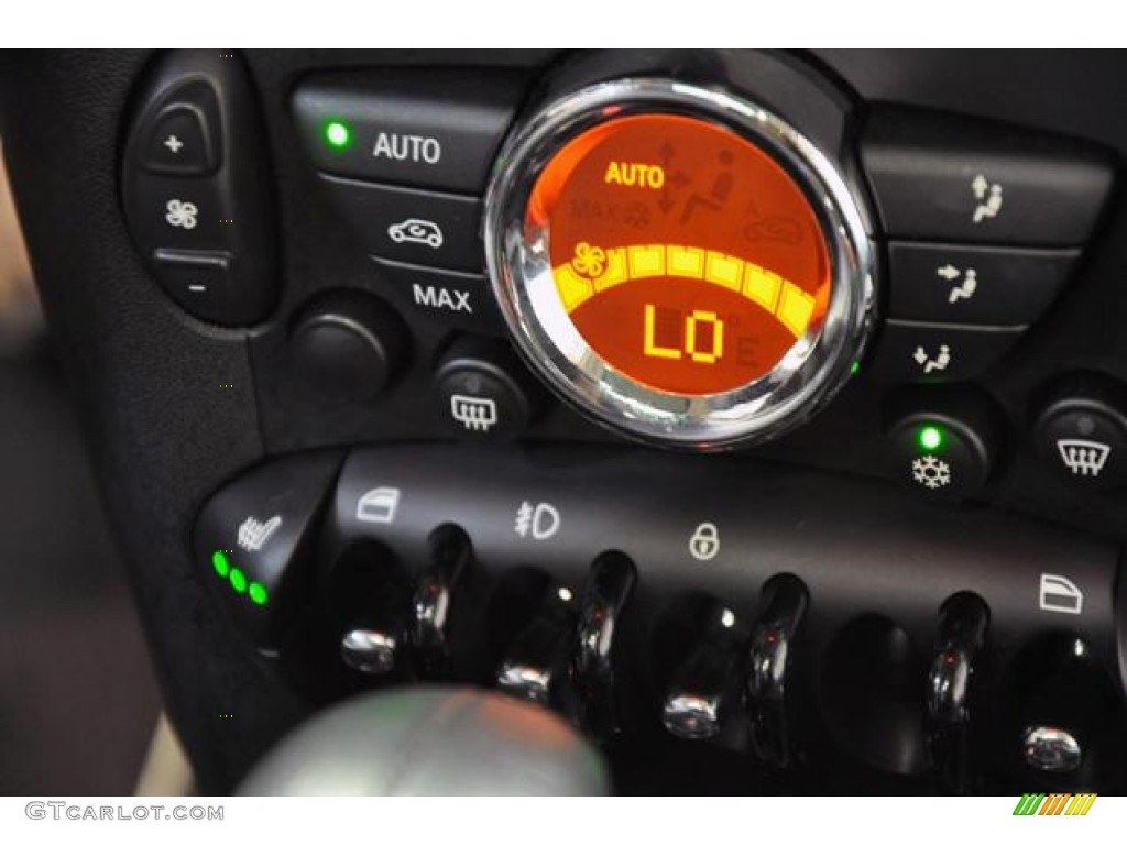 2012 Cooper S Hardtop - British Racing Green II Metallic / Carbon Black photo #25