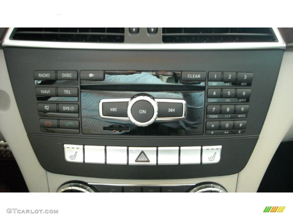 2013 Mercedes-Benz C 250 Coupe Controls Photo #71174763