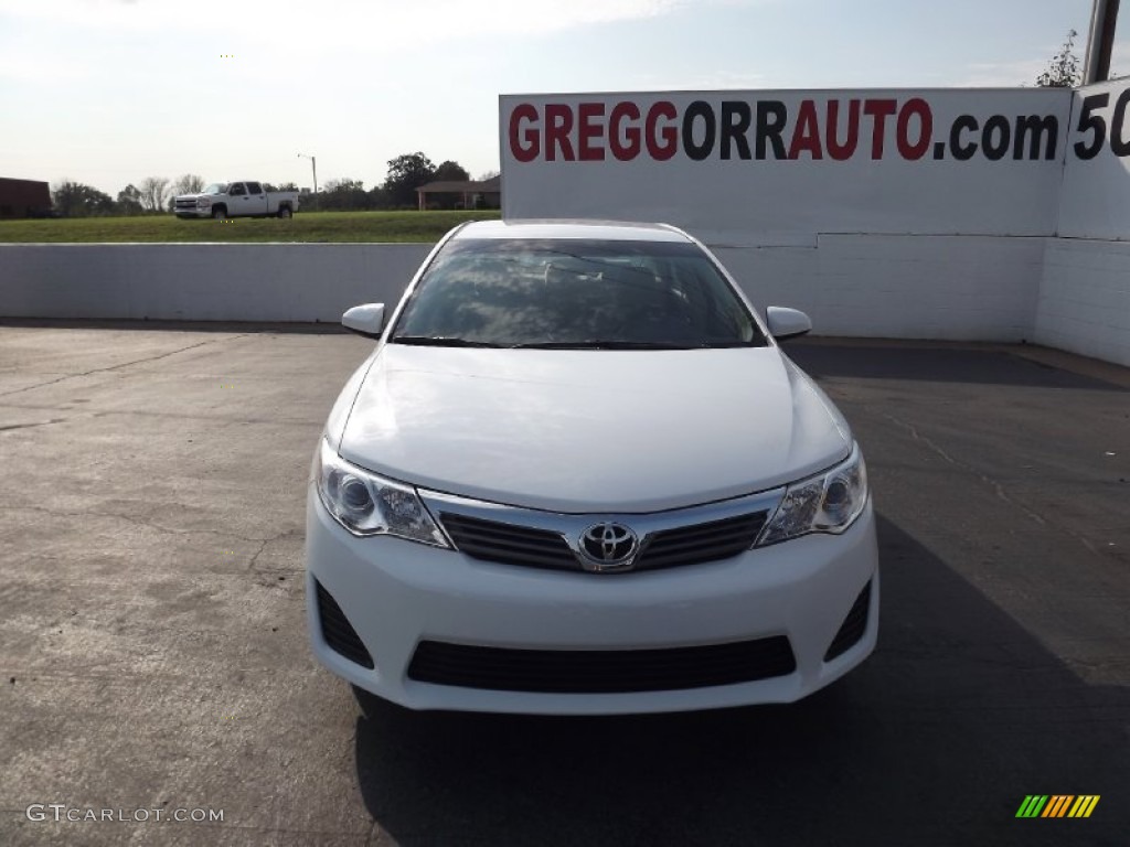 2012 Camry L - Super White / Ivory photo #2