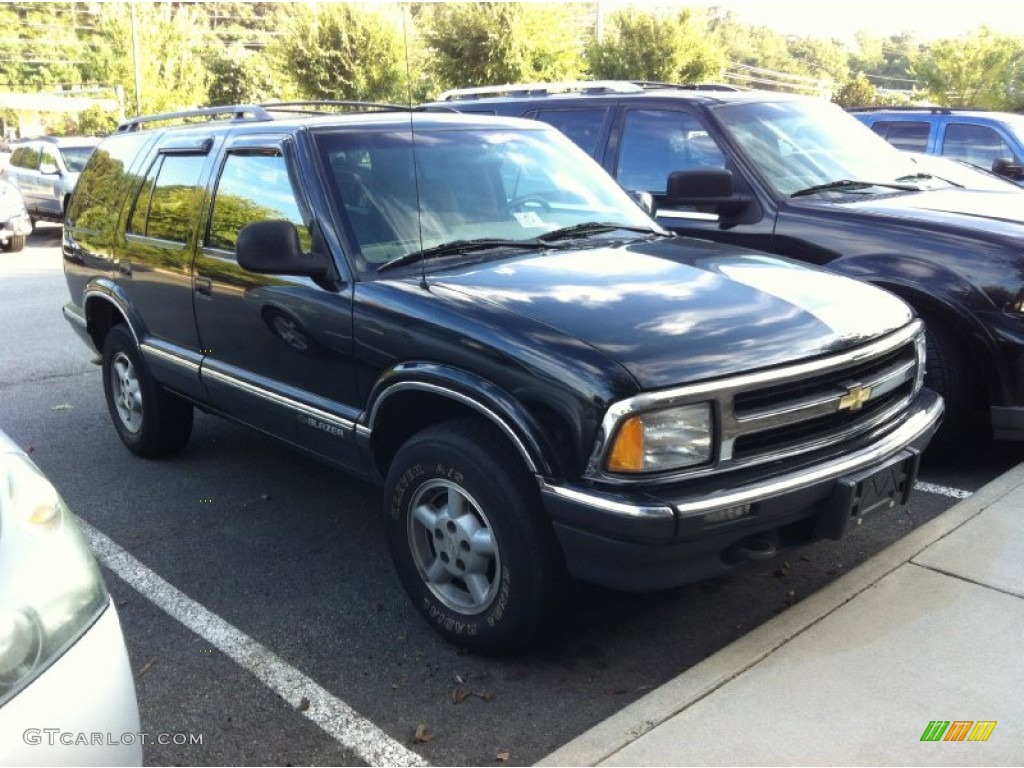 1996 Blazer 4x4 - Onyx Black / Graphite photo #1