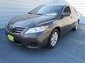 Magnetic Gray Metallic - Camry LE Photo No. 6