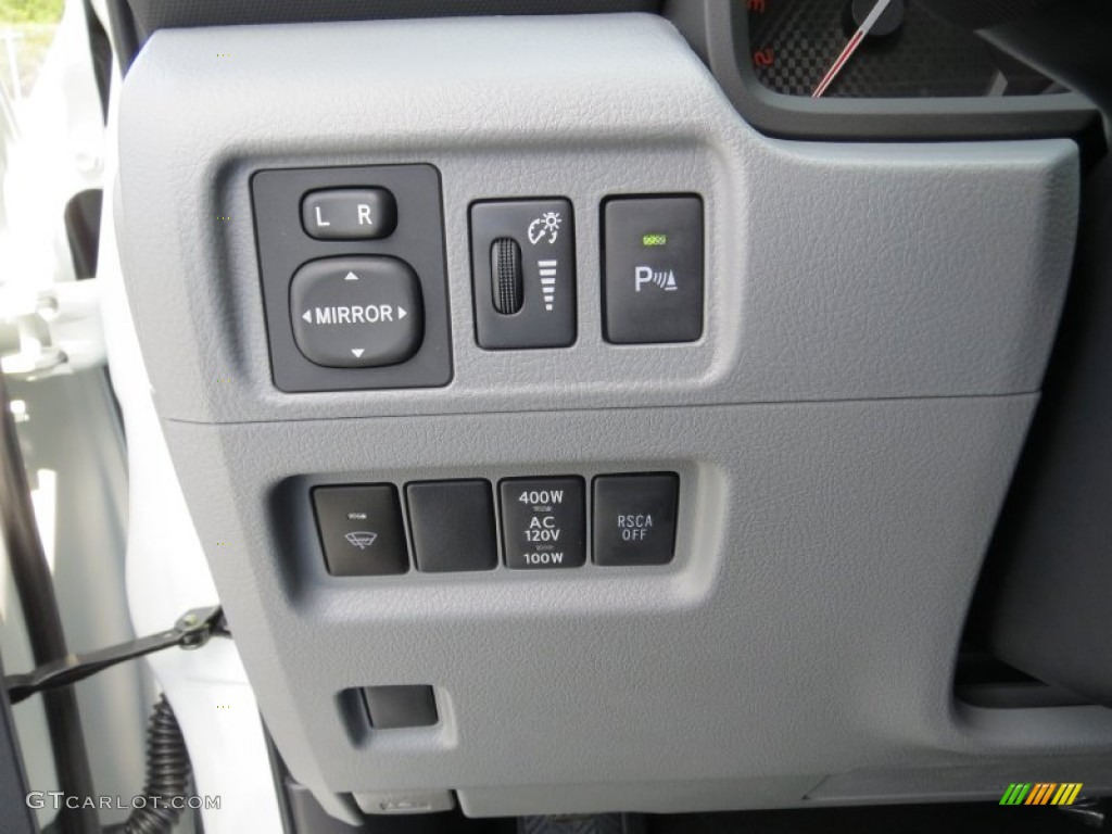 2013 Toyota 4Runner SR5 Controls Photo #71188877