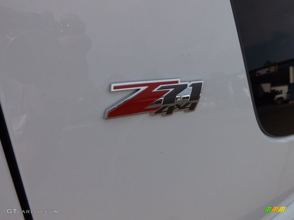 2013 Chevrolet Suburban LT 4x4 Marks and Logos Photo #71188878
