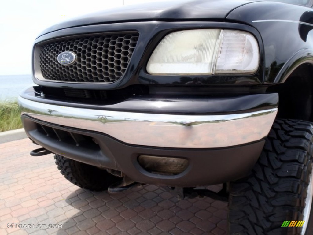 2002 F150 Lariat SuperCrew 4x4 - Black / Medium Graphite photo #18