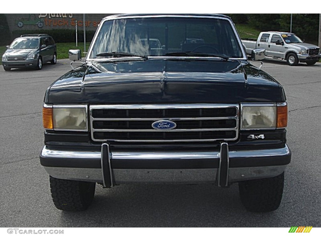1990 F250 XLT Lariat Regular Cab 4x4 - Black / Grey photo #50