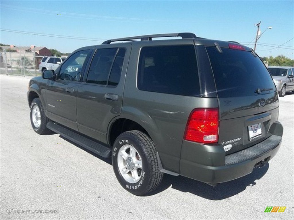 2004 Explorer XLT - Estate Green Metallic / Medium Parchment photo #5