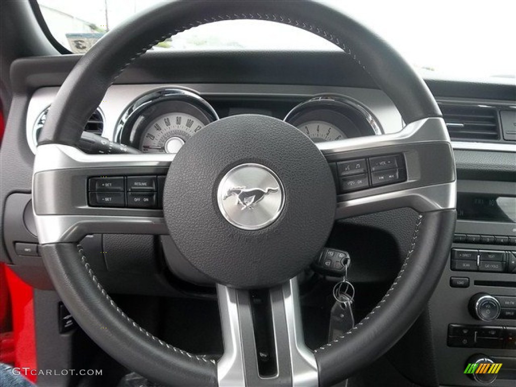 2011 Ford Mustang V6 Premium Coupe Steering Wheel Photos
