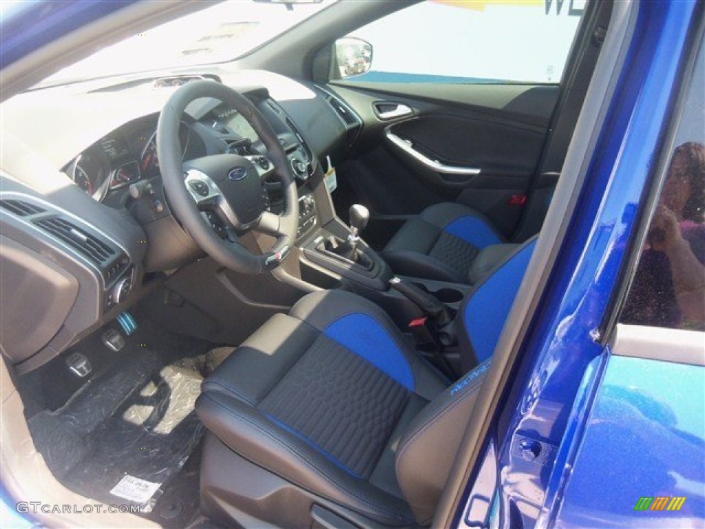 ST Performance Blue Recaro Seats Interior 2013 Ford Focus ST Hatchback Photo #71199469