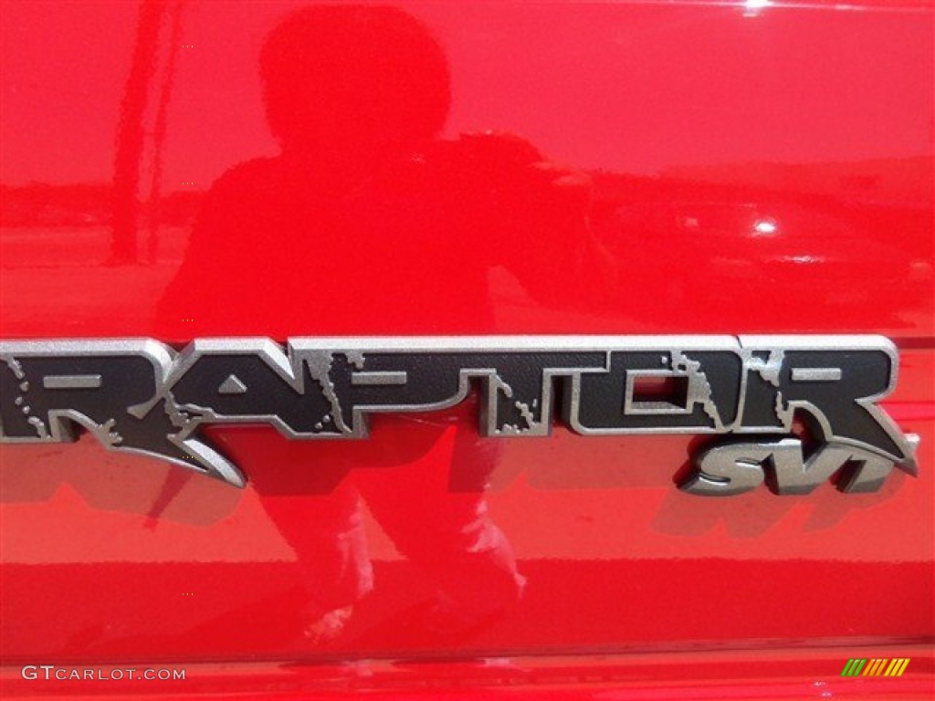 2012 F150 SVT Raptor SuperCrew 4x4 - Race Red / Raptor Black Leather/Cloth photo #9