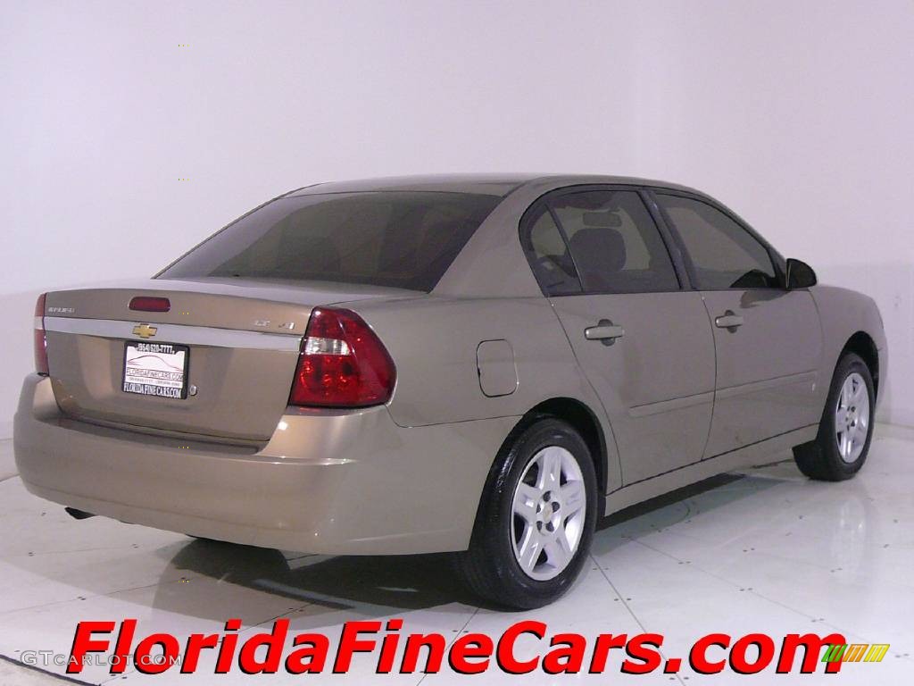 2007 Malibu LT Sedan - Amber Bronze Metallic / Cashmere Beige photo #2