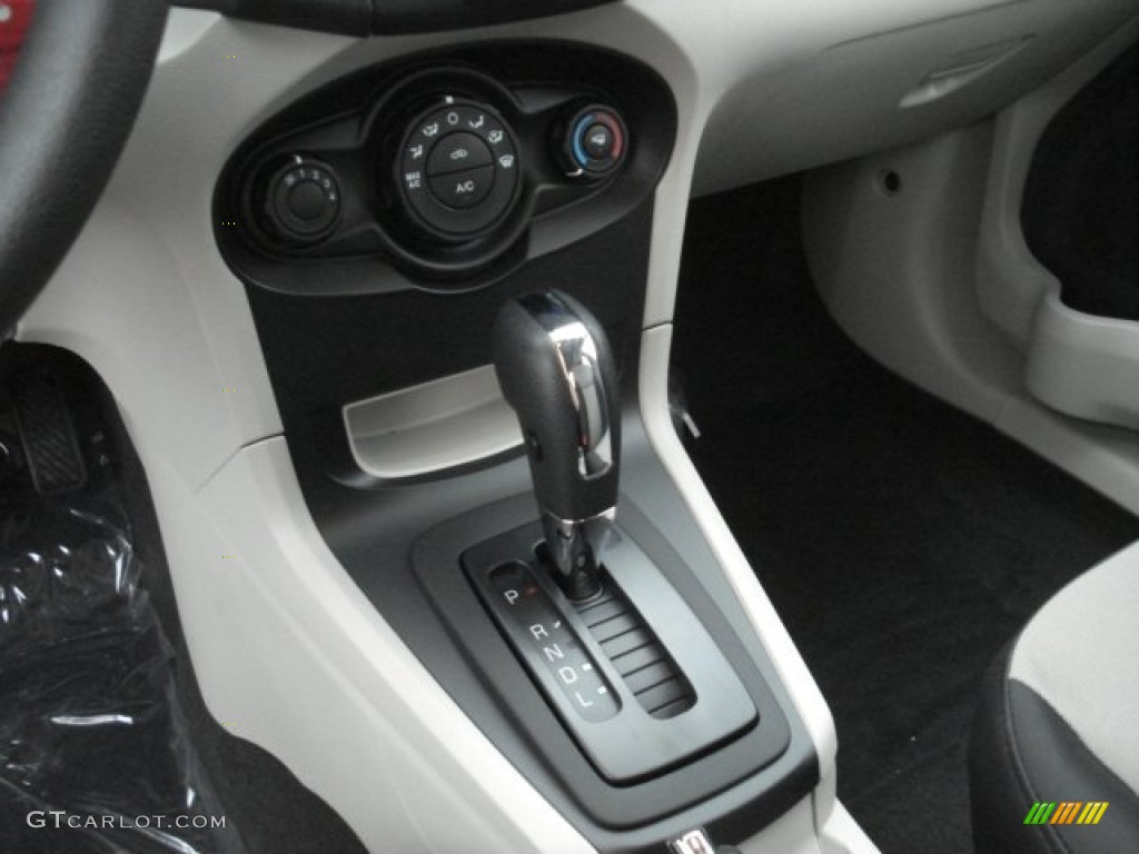 2013 Ford Fiesta S Sedan 6 Speed PowerShift Automatic Transmission Photo #71204191