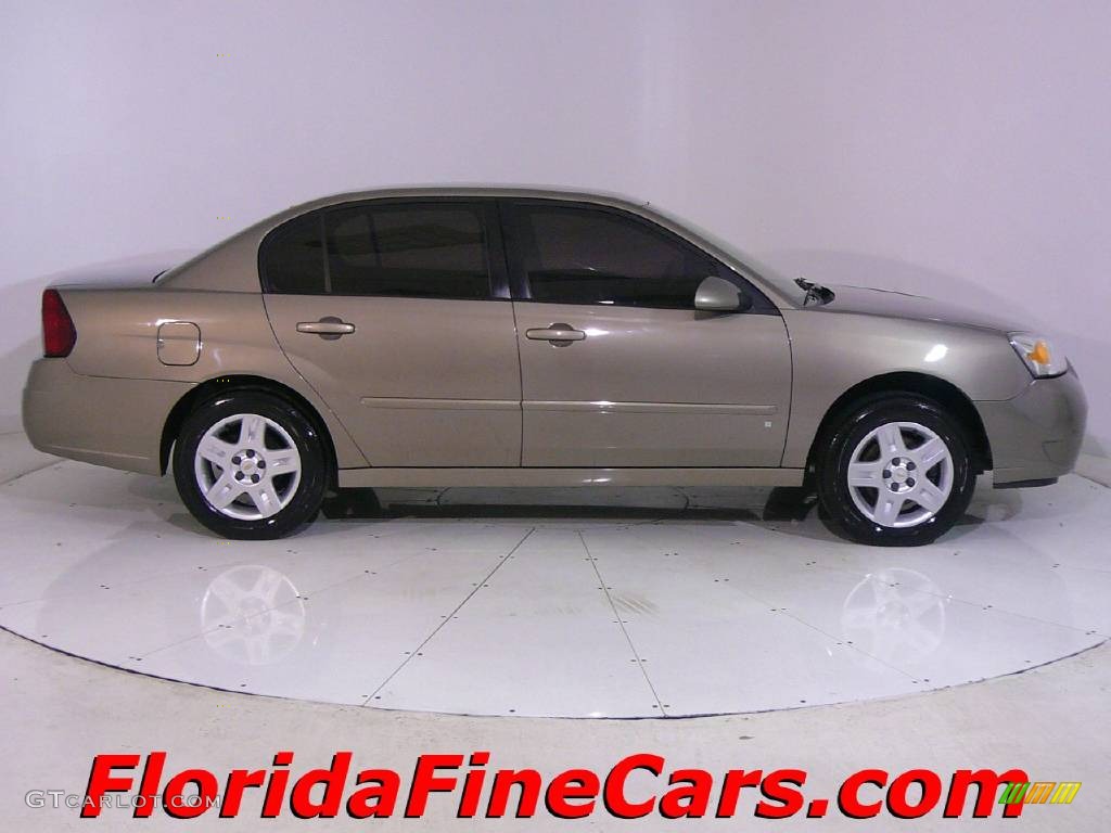 2007 Malibu LT Sedan - Amber Bronze Metallic / Cashmere Beige photo #4