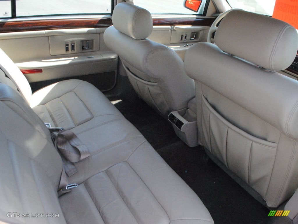 1994 DeVille Sedan - White / Tan photo #7