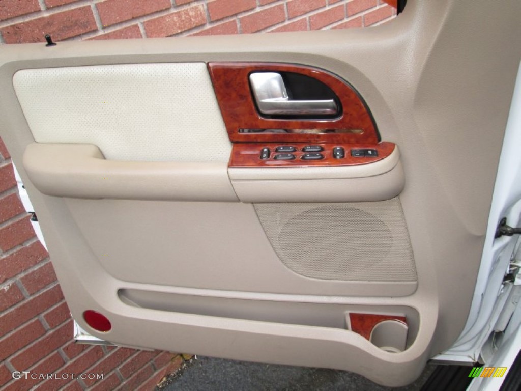 2003 Expedition Eddie Bauer 4x4 - Oxford White / Medium Parchment photo #33