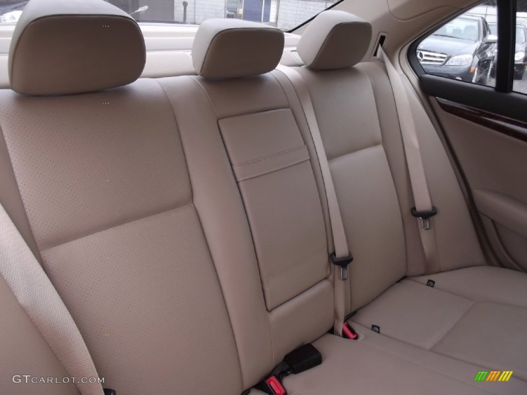 2010 C 300 Sport 4Matic - Arctic White / Almond/Mocha photo #18