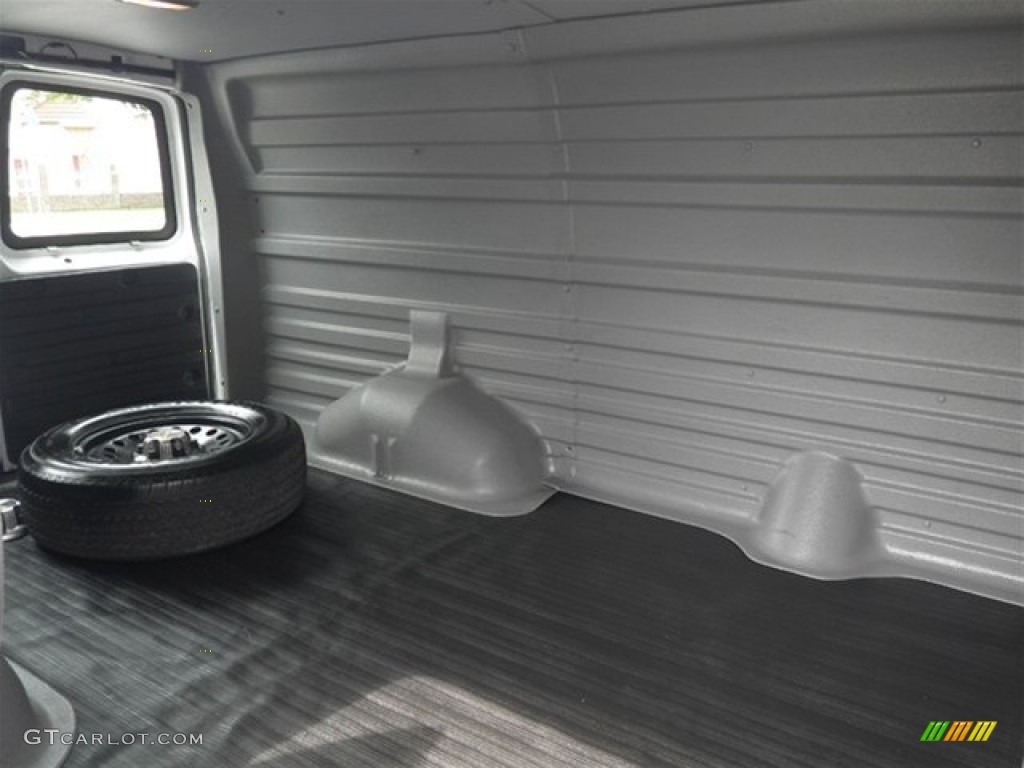 2010 Express 1500 Work Van - Summit White / Medium Pewter photo #13