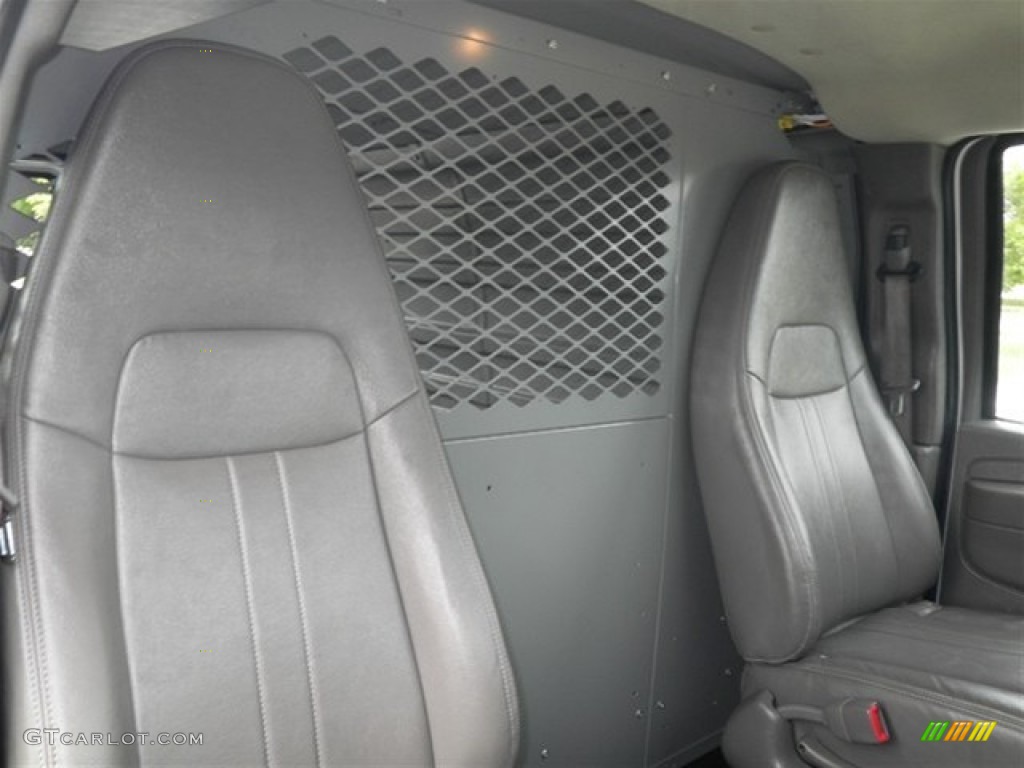 2010 Express 1500 Work Van - Summit White / Medium Pewter photo #17