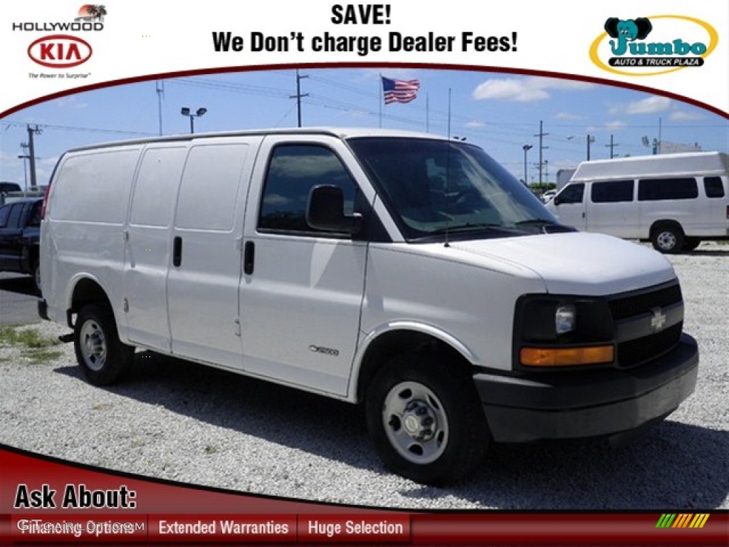 Summit White Chevrolet Express