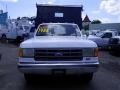 1990 Oxford White Ford F350 XL Regular Cab Chassis Dump Truck  photo #3