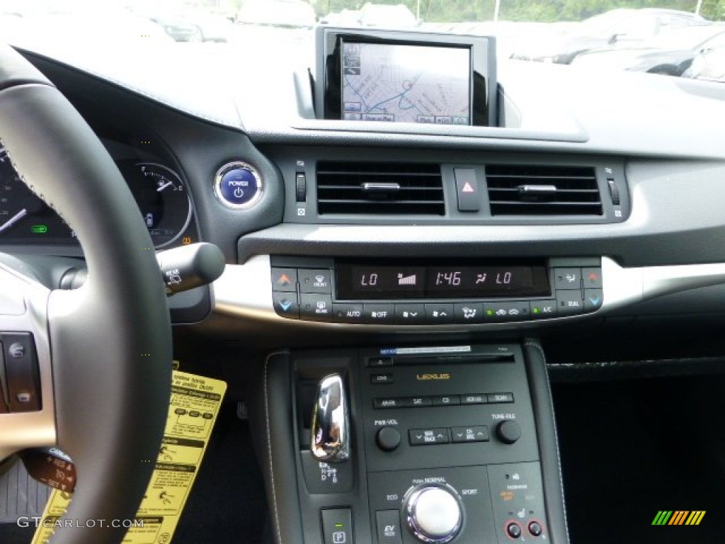 2012 CT 200h Hybrid Premium - Starfire White Pearl / Black photo #17