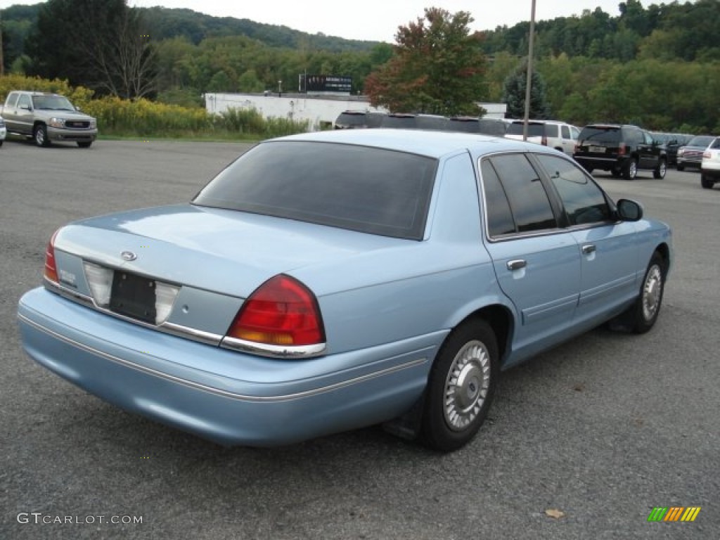 2000 Crown Victoria Sedan - Light Blue Metallic / Dark Denim Blue photo #6