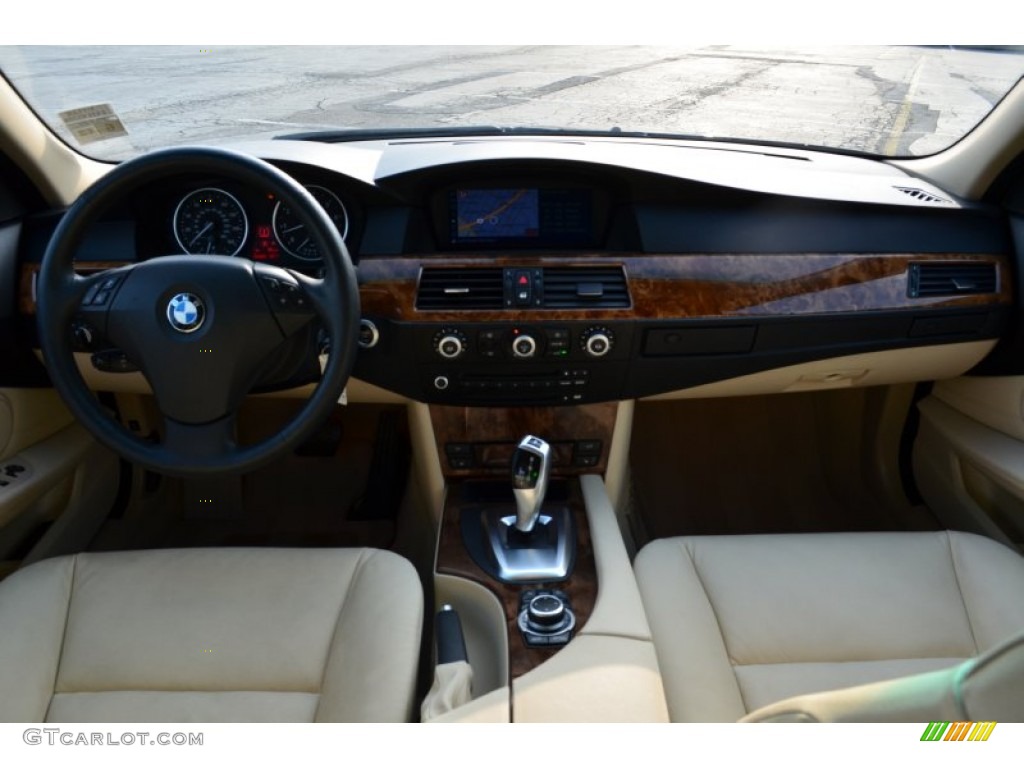 2009 5 Series 528xi Sedan - Barbera Red Metallic / Cream Beige photo #8