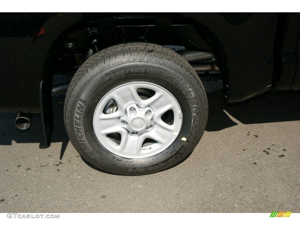 2013 Tundra CrewMax 4x4 - Black / Black photo #10