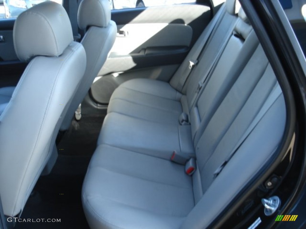 2009 Elantra SE Sedan - Black Pearl / Gray photo #16