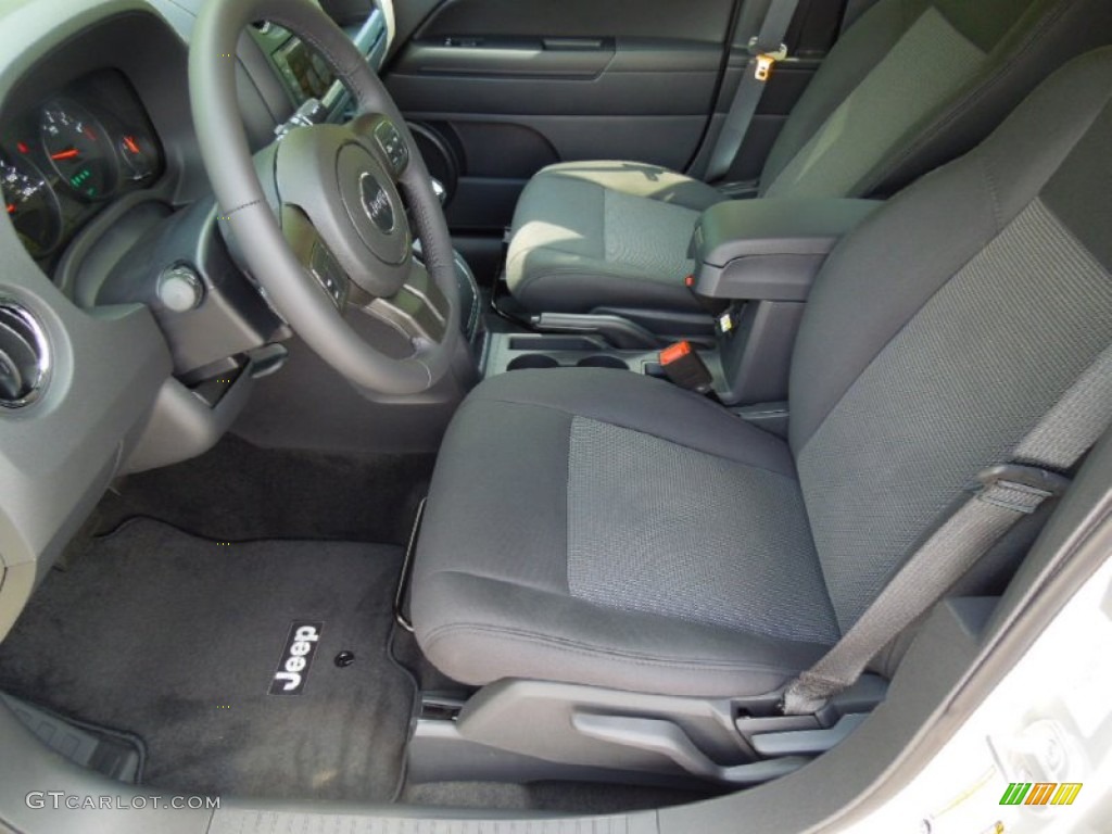 Dark Slate Gray Interior 2013 Jeep Compass Latitude Photo #71221774