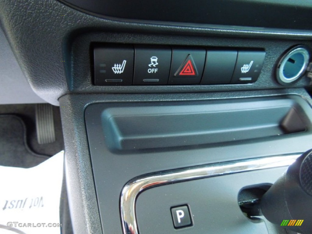 2013 Jeep Compass Latitude Controls Photo #71221798