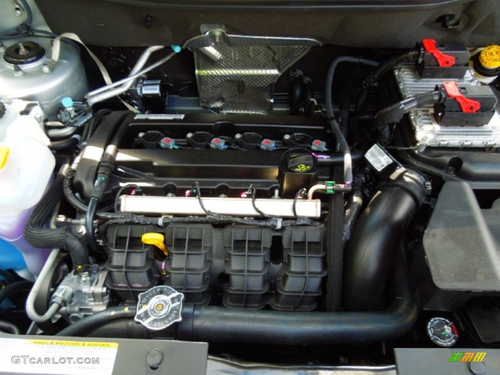 2013 Jeep Compass Latitude 2.0 Liter DOHC 16-Valve Dual VVT 4 Cylinder Engine Photo #71221876