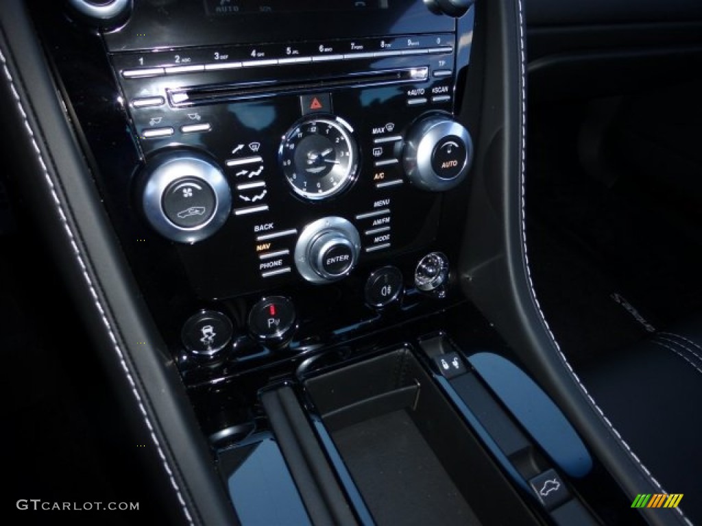2012 Aston Martin V8 Vantage S Coupe Controls Photos