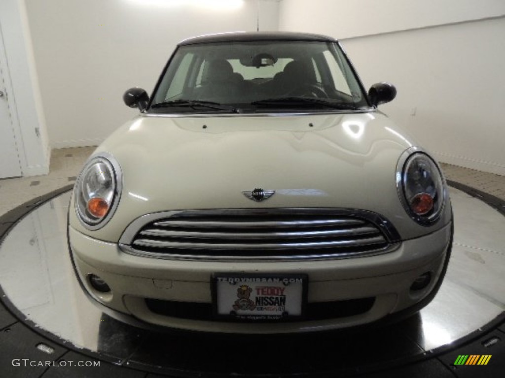 2010 Cooper Hardtop - Pepper White / Grey/Carbon Black photo #2