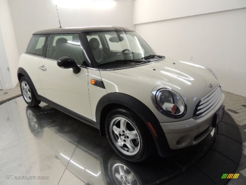 2010 Cooper Hardtop - Pepper White / Grey/Carbon Black photo #3