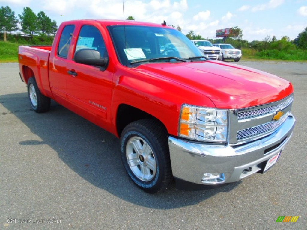 2013 Silverado 1500 LT Extended Cab - Victory Red / Ebony photo #2