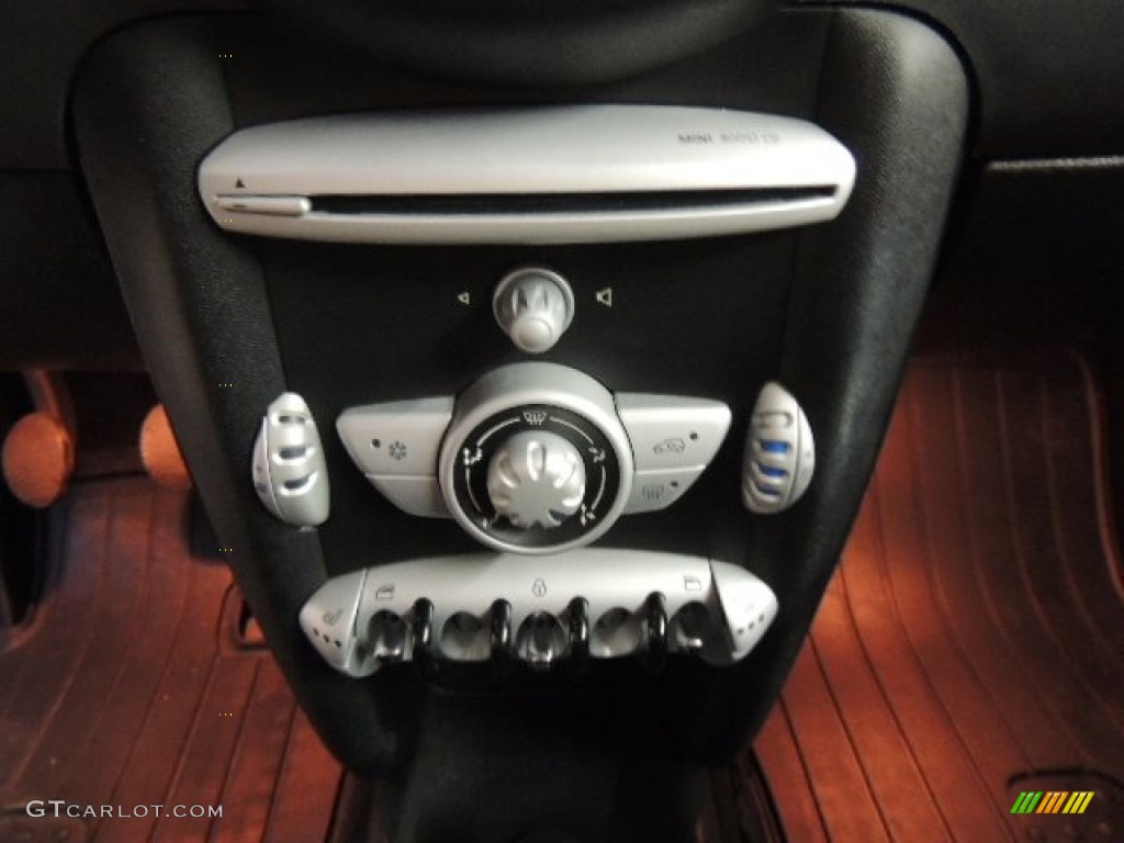 2010 Cooper Hardtop - Pepper White / Grey/Carbon Black photo #19