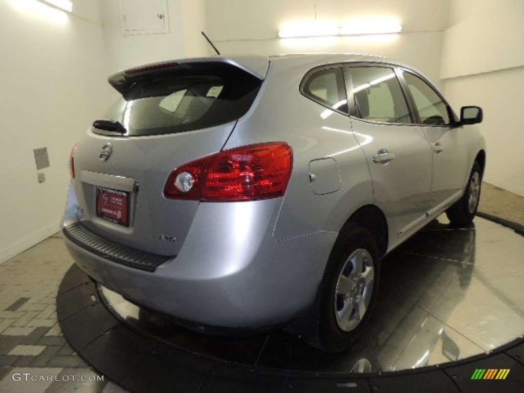 2011 Rogue S AWD - Silver Ice Metallic / Gray photo #6