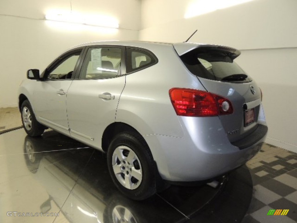 2011 Rogue S AWD - Silver Ice Metallic / Gray photo #9