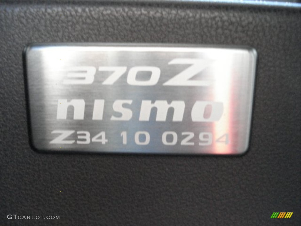 2010 370Z NISMO Coupe - Pearl White / NISMO Black/Red Cloth photo #23