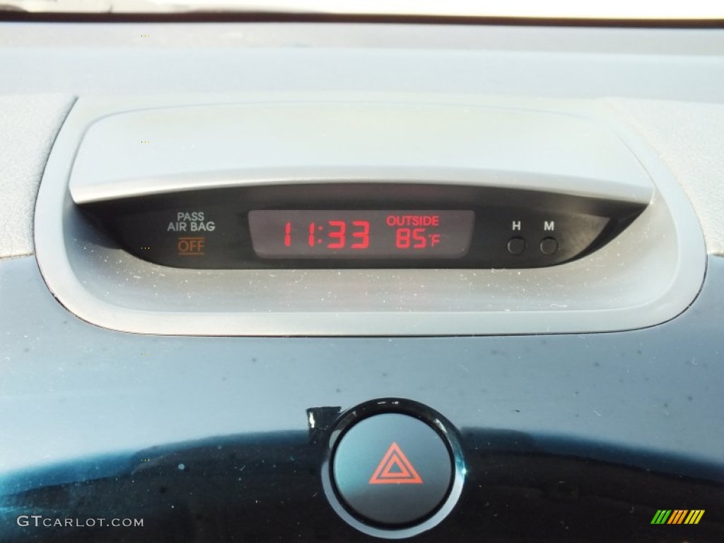 2012 Kia Forte Koup SX Controls Photo #71231076