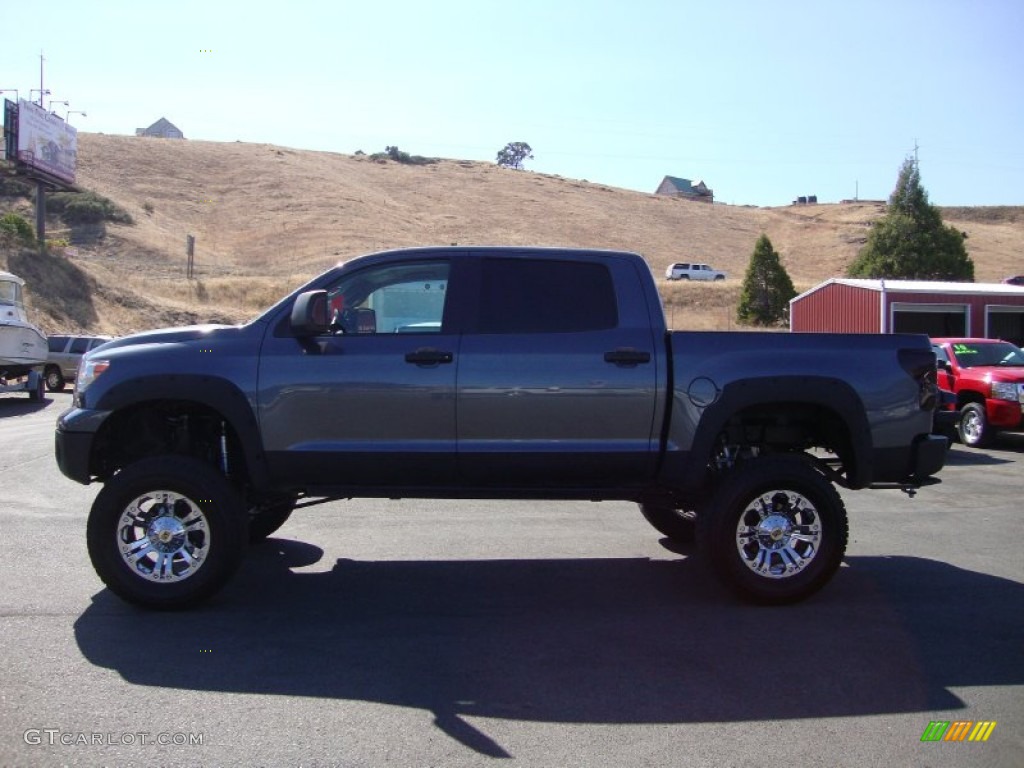 2010 Tundra CrewMax 4x4 - Slate Gray Metallic / Graphite Gray photo #4