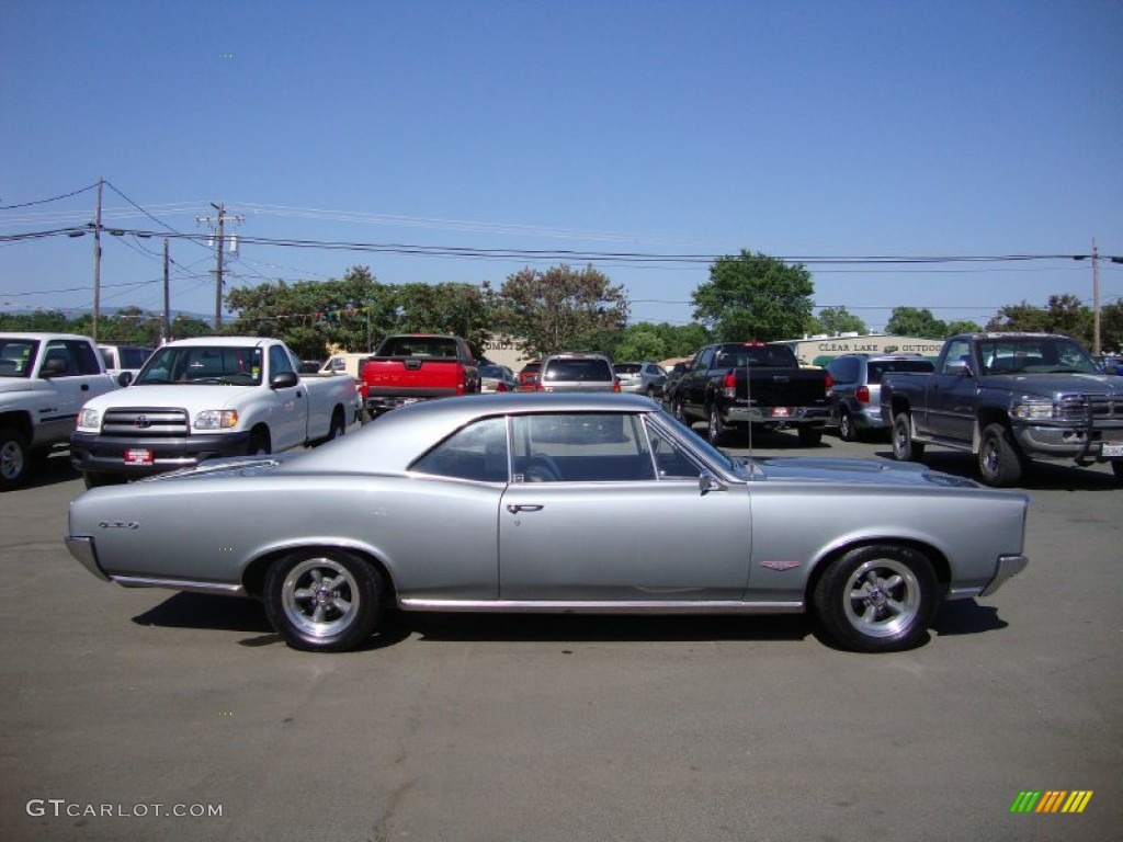 Platinum 1966 Pontiac GTO Hardtop Exterior Photo #71231985